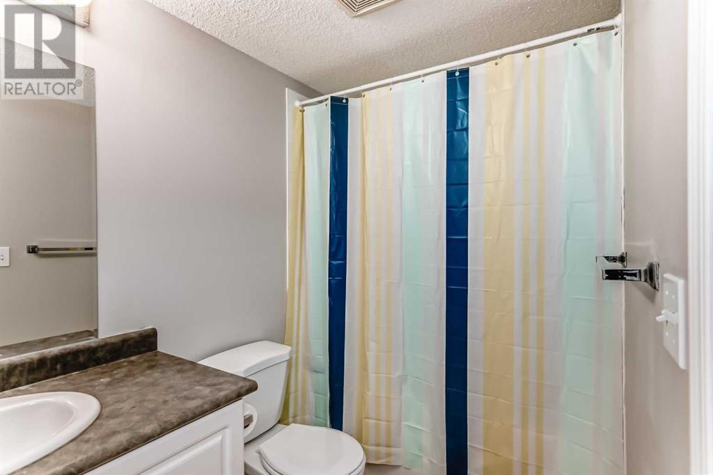 Single Family House for Sale in   Citadel Meadow Point NW Citadel Calgary 