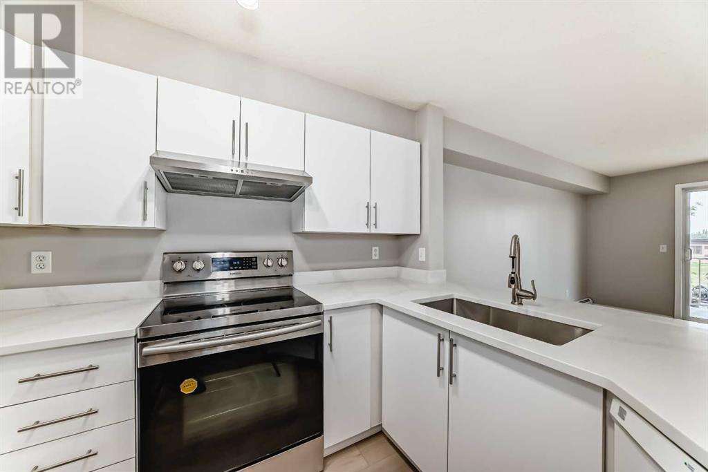 Single Family House for Sale in   Citadel Meadow Point NW Citadel Calgary 