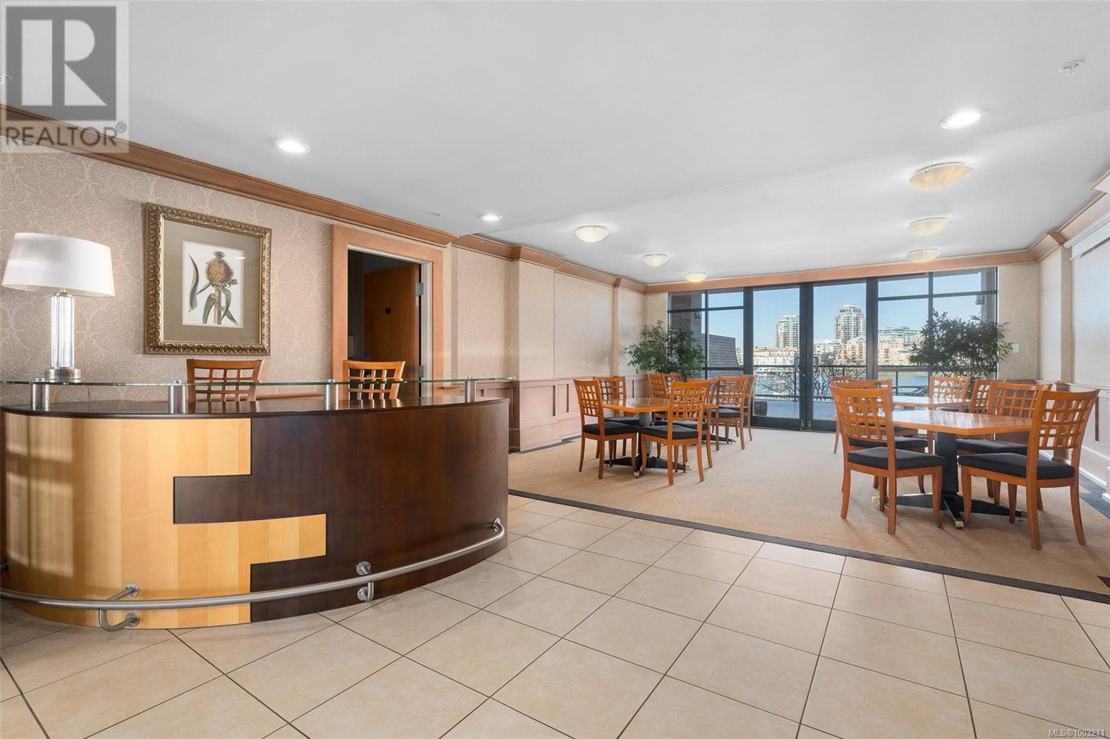 410 21 Dallas Rd, Victoria