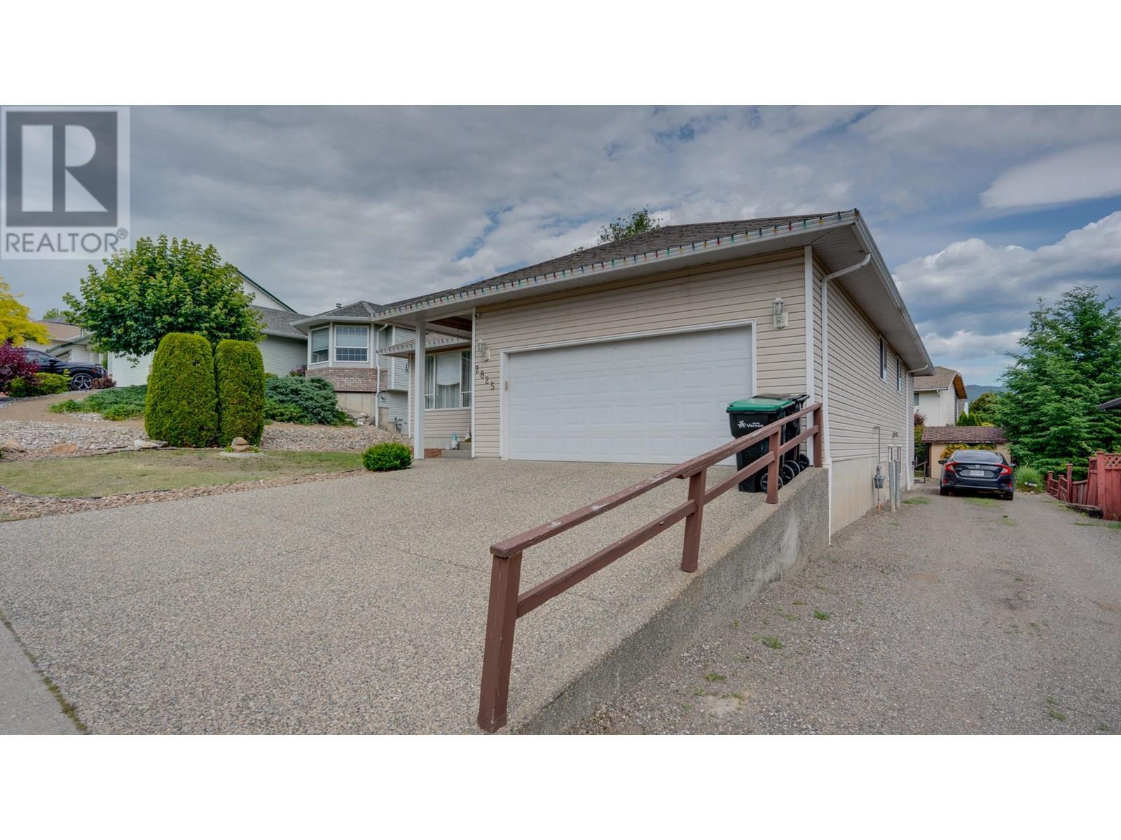 Photo 8 of 2825 Richfield Drive, Vernon BC