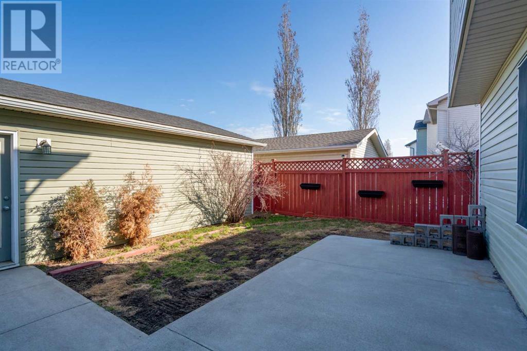 Single Family House 4 Level for Sale in  Citadel Acres Close NW Citadel Calgary 