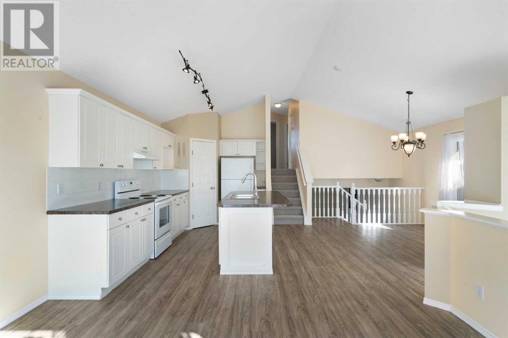 Single Family House 4 Level for Sale in  Citadel Acres Close NW Citadel Calgary 