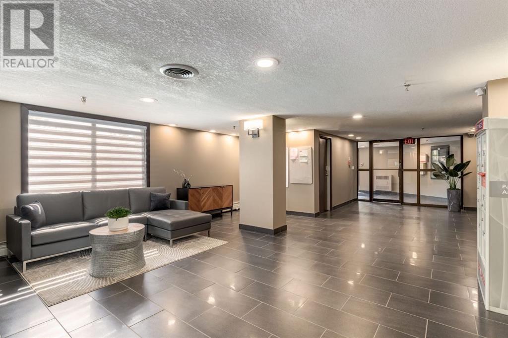 Single Family House for Sale in   Meredith Road NE Crescent Heights Calgary 