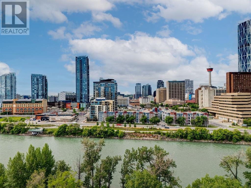 Single Family House for Sale in   Meredith Road NE Crescent Heights Calgary 