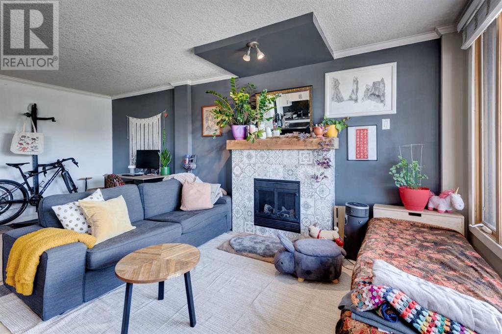 Single Family House for Sale in    Avenue SW Beltline Calgary 