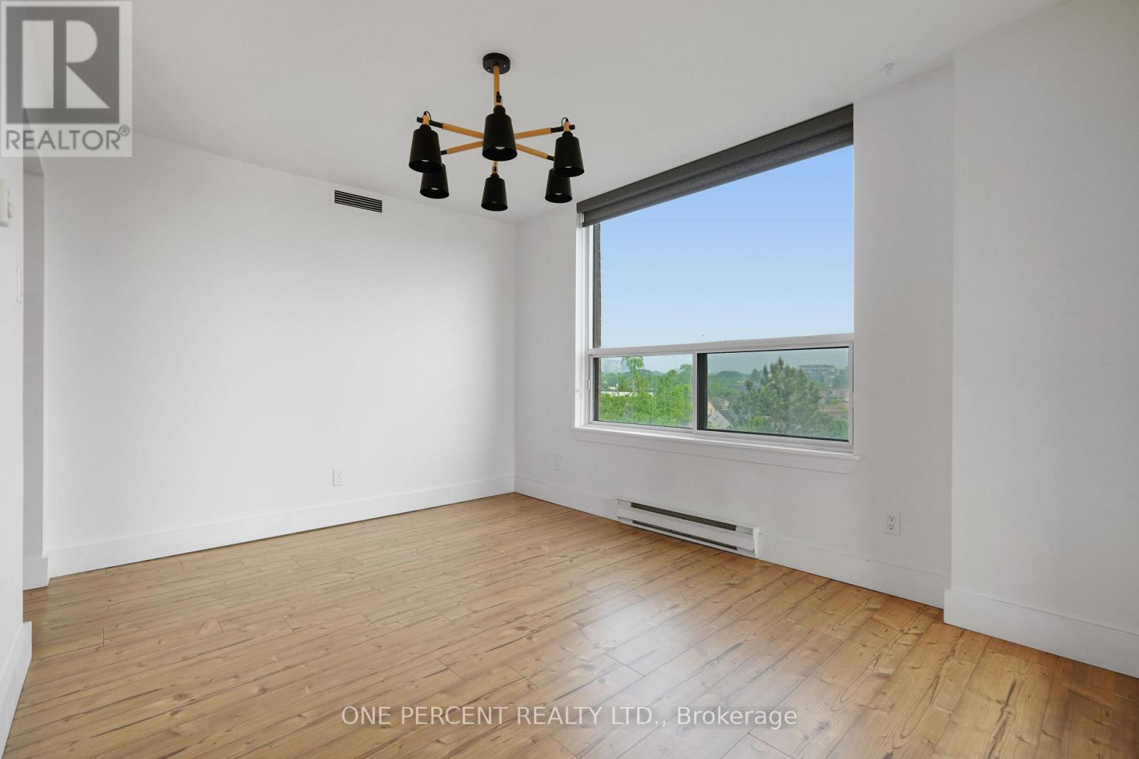 Photo 26 of 610 215 Parkdale Avenue, Ottawa ON