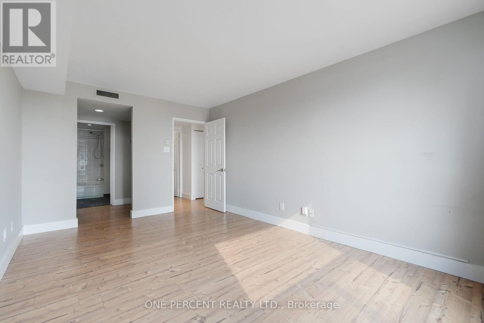 Photo 19 of 610 215 Parkdale Avenue, Ottawa ON