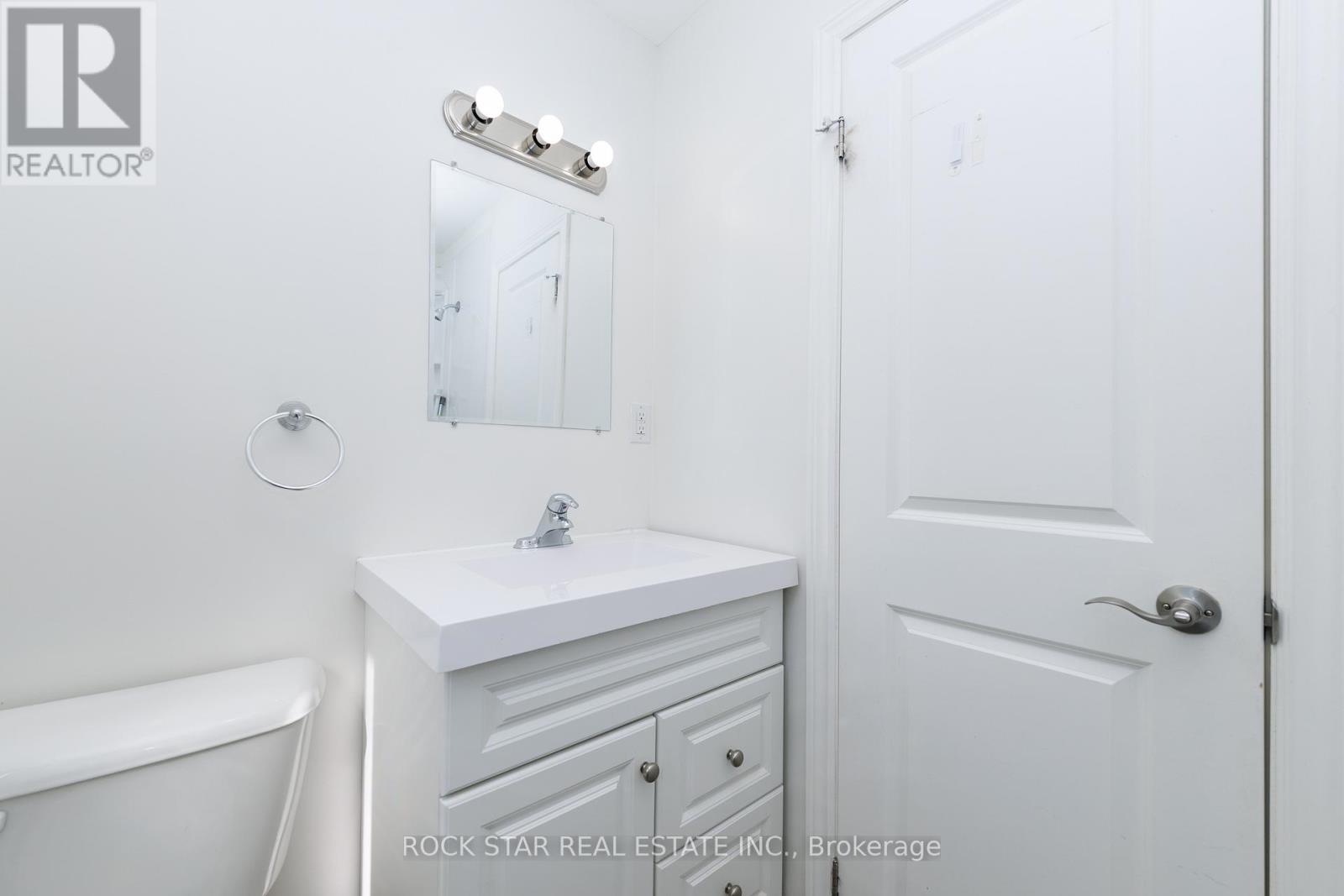 Photo 29 of 52 B Merigold Street, St Catharines ON