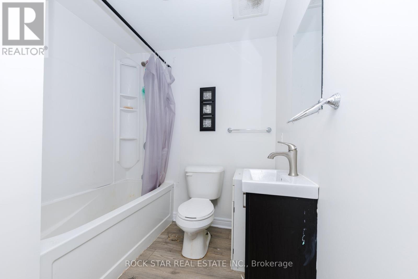 Photo 30 of 52 B Merigold Street, St Catharines ON