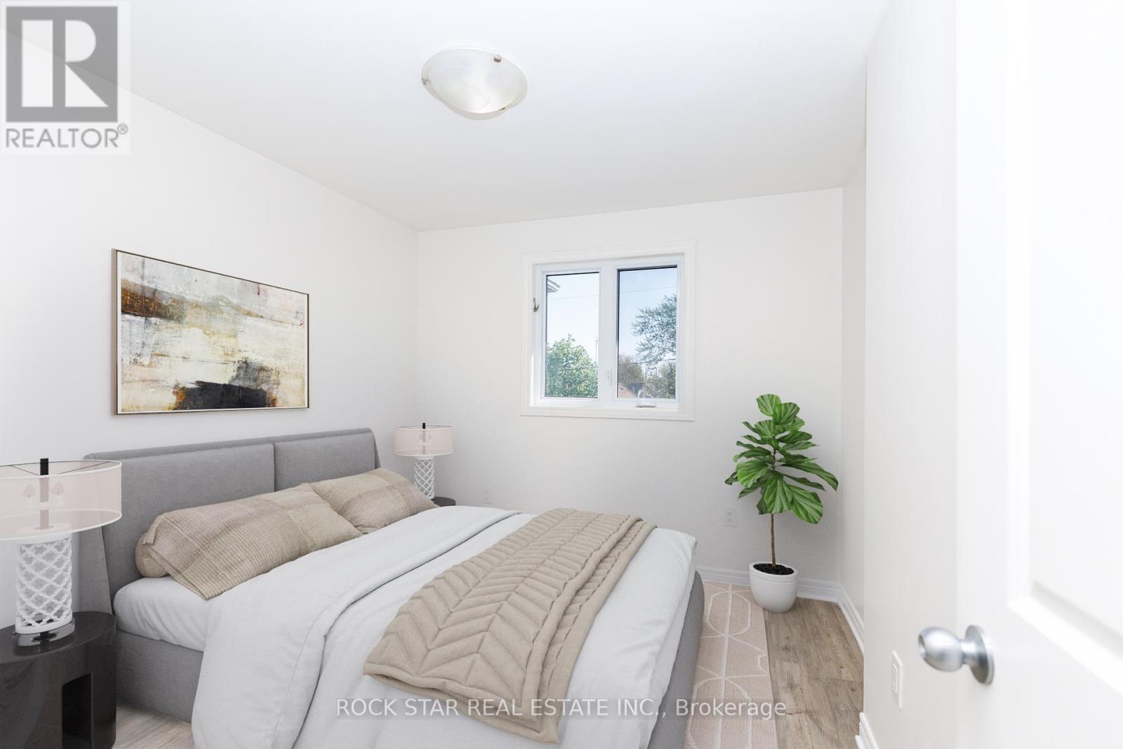 Photo 7 of 52 B Merigold Street, St Catharines ON