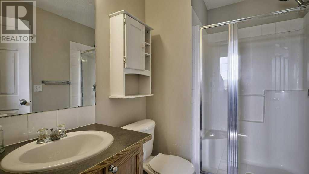 Single Family House 4 Level for Sale in  Copperfield Lane SE Copperfield Calgary 