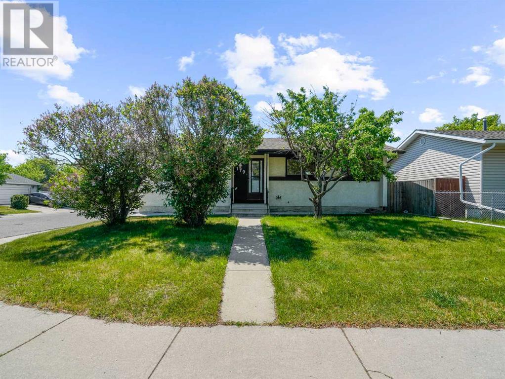 179 Pinecliff Way NE, Calgary, Alberta
