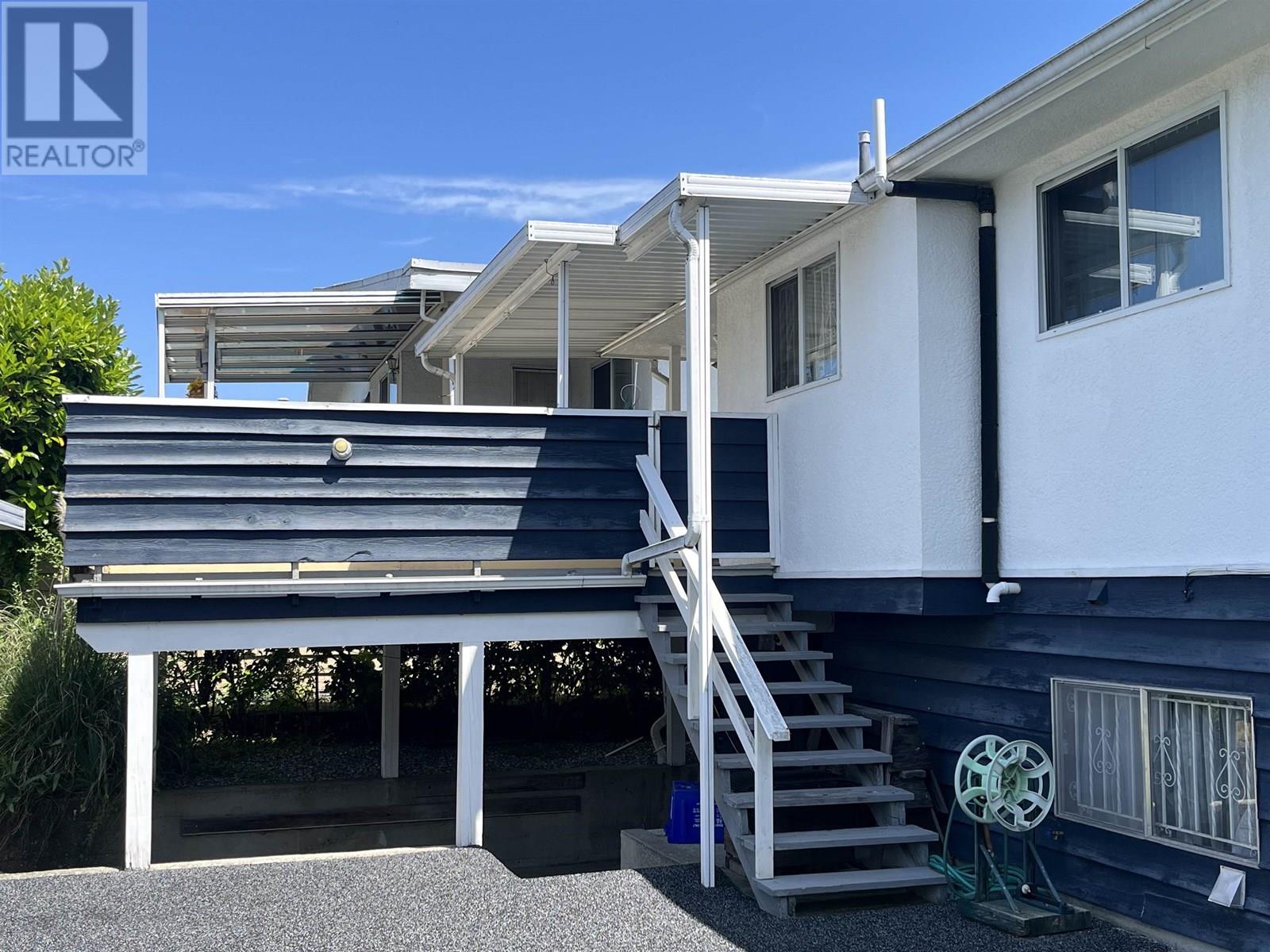 Photo 5 of 2750 Rosemont Drive, Vancouver BC
