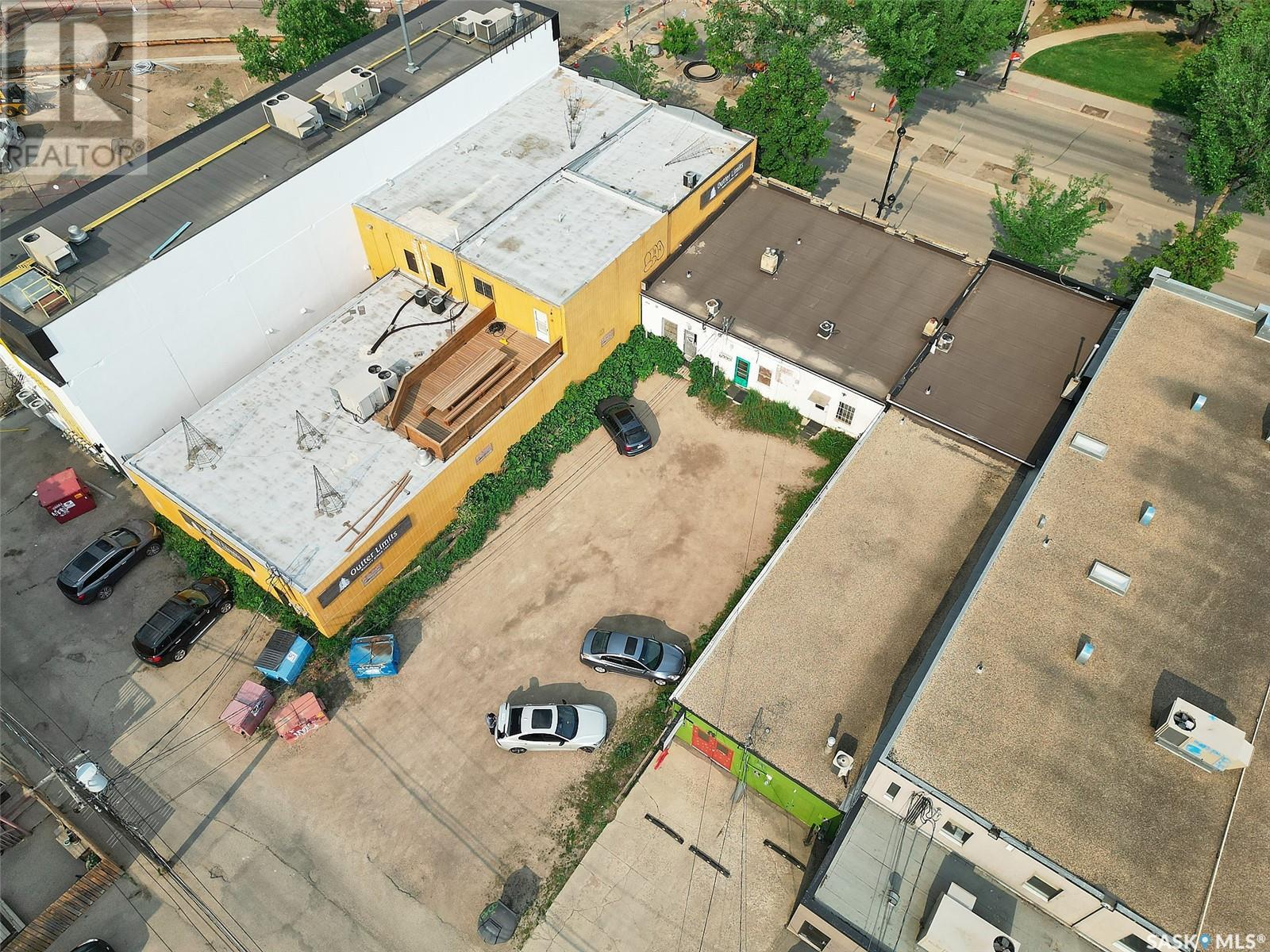 Photo 3 of 632 Broadway Avenue, Saskatoon SK