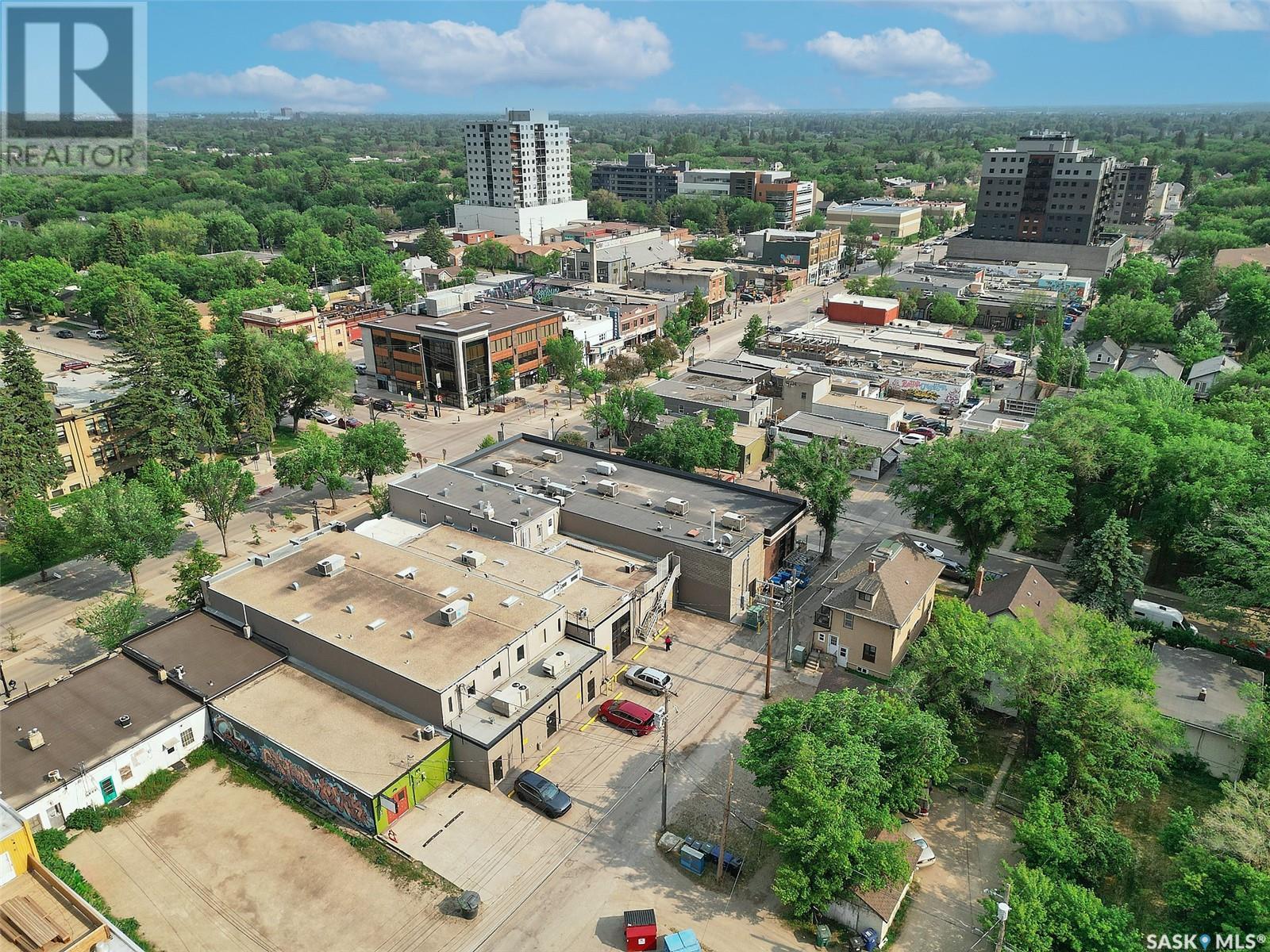 Photo 4 of 632 Broadway Avenue, Saskatoon SK