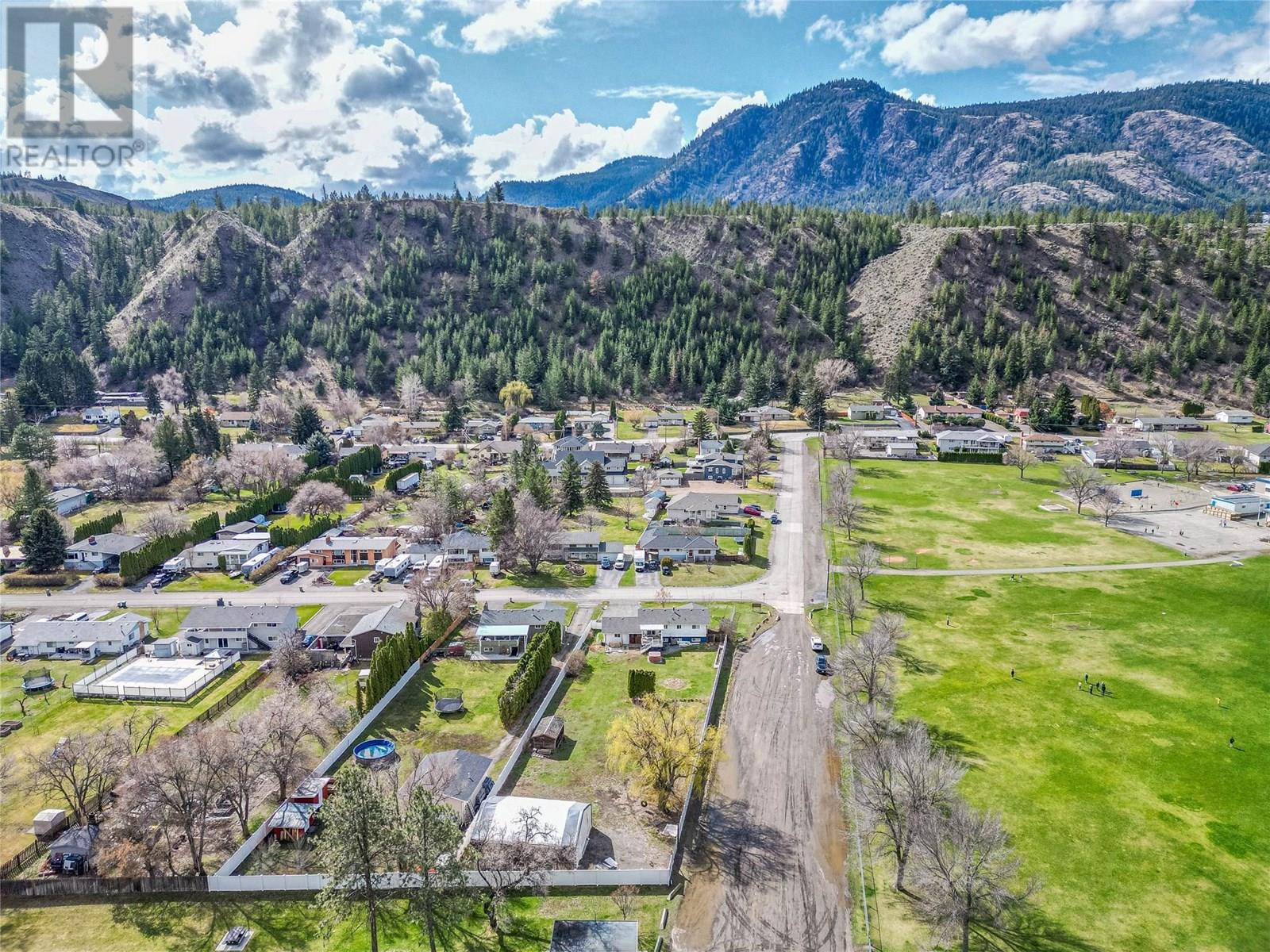 Photo 23 of 5764 Todd Hill Crescent, Kamloops BC