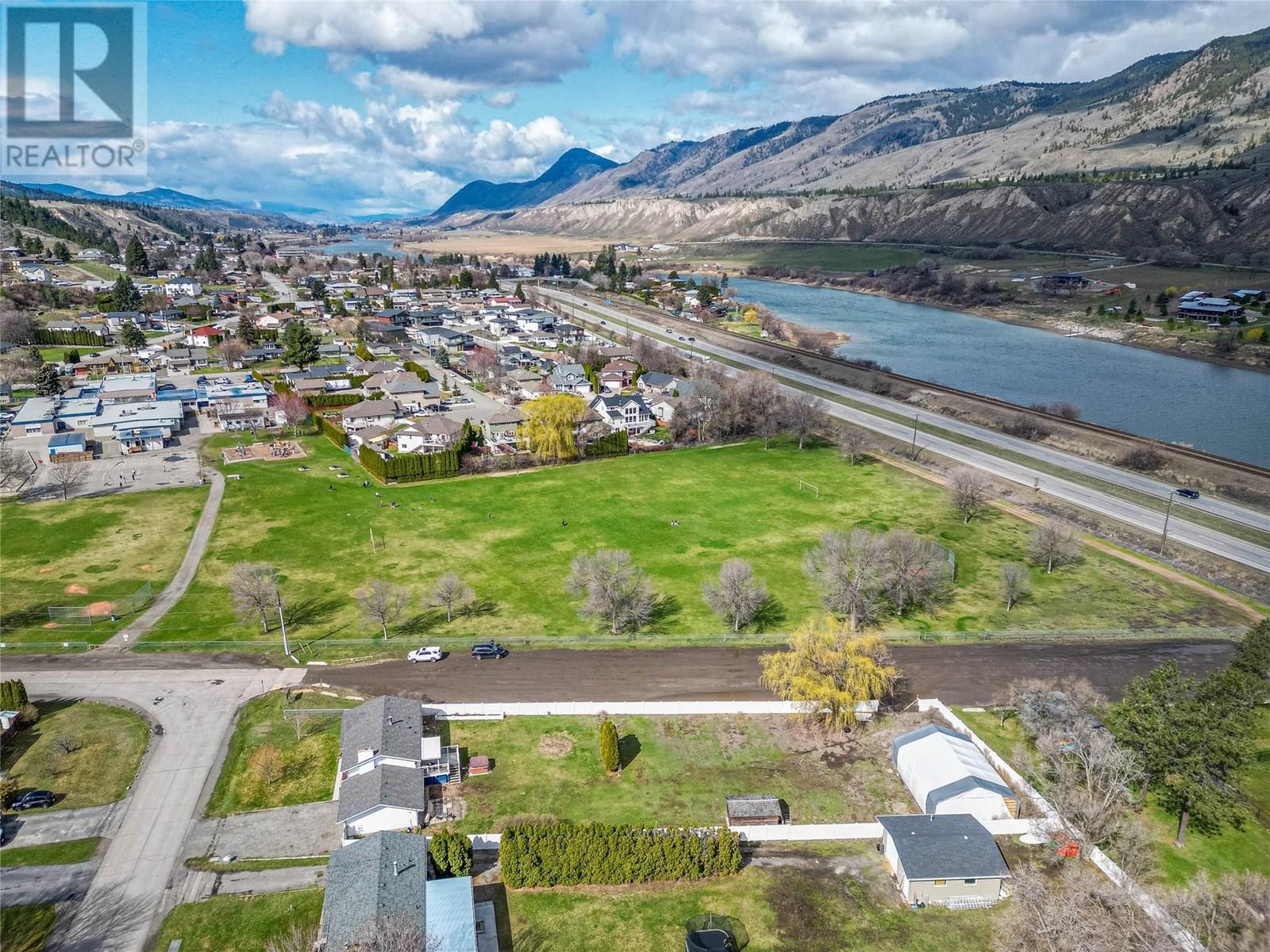 Photo 8 of 5764 Todd Hill Crescent, Kamloops BC