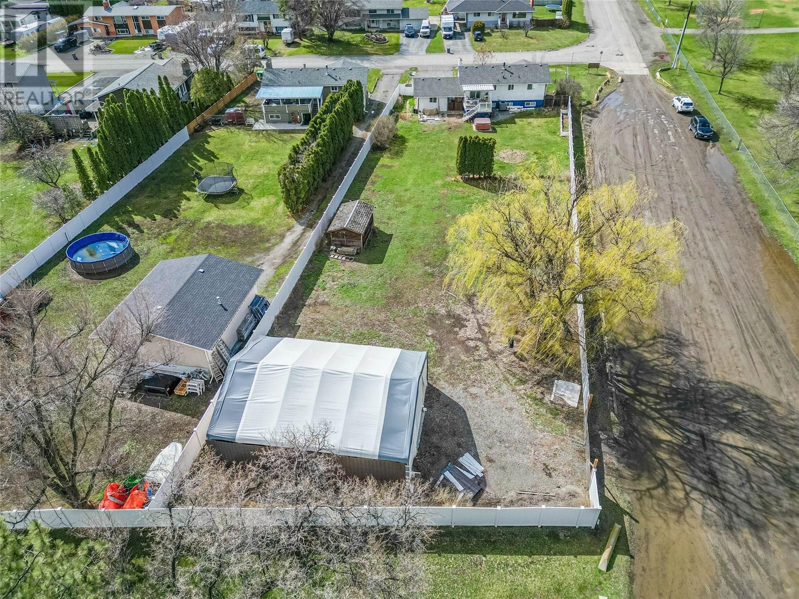 Photo 13 of 5764 Todd Hill Crescent, Kamloops BC