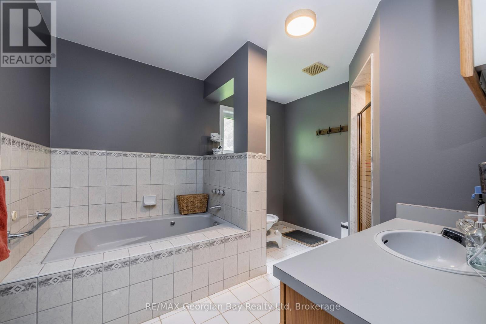 Photo 23 of 23 Duquette Court, Tiny ON