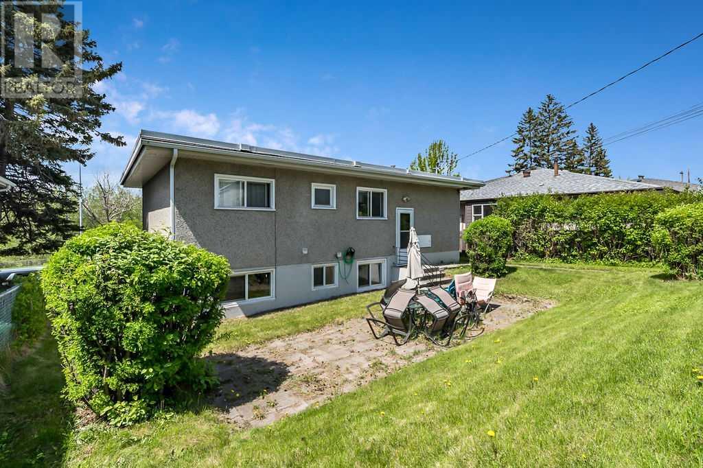 Single Family House Bi-level for Sale in   Street NW Rosemont Calgary 