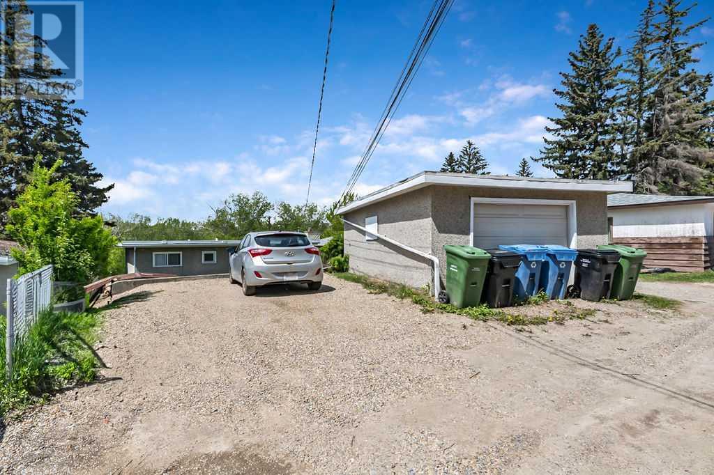 Single Family House Bi-level for Sale in   Street NW Rosemont Calgary 