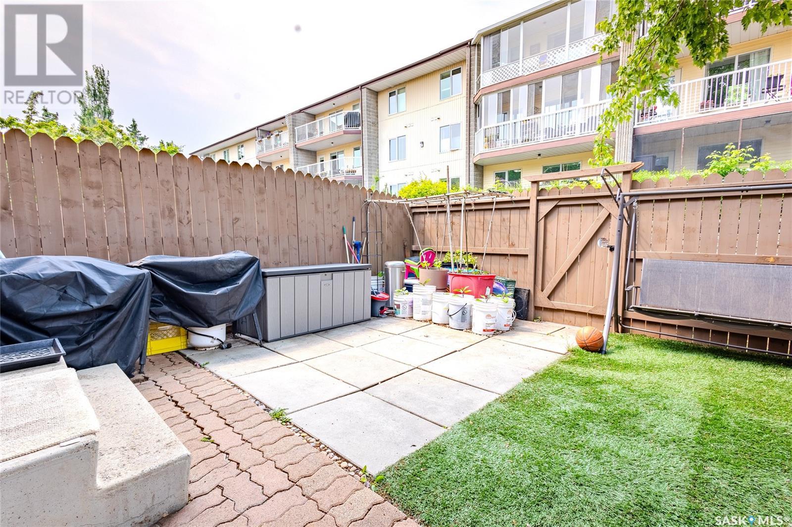 Single Family House 2 Level for Sale in   Mckercher DRIVE Saskatoon 