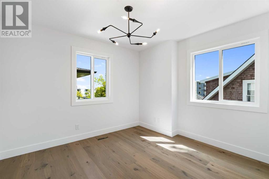 Single Family House for Sale in   Avenue SW Bankview Calgary 