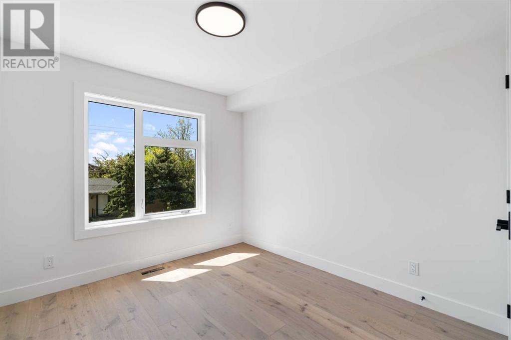 Single Family House for Sale in   Avenue SW Bankview Calgary 