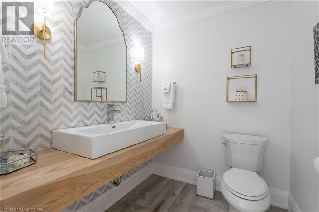 Photo 28 of 4195 Spruce Avenue, Burlington ON