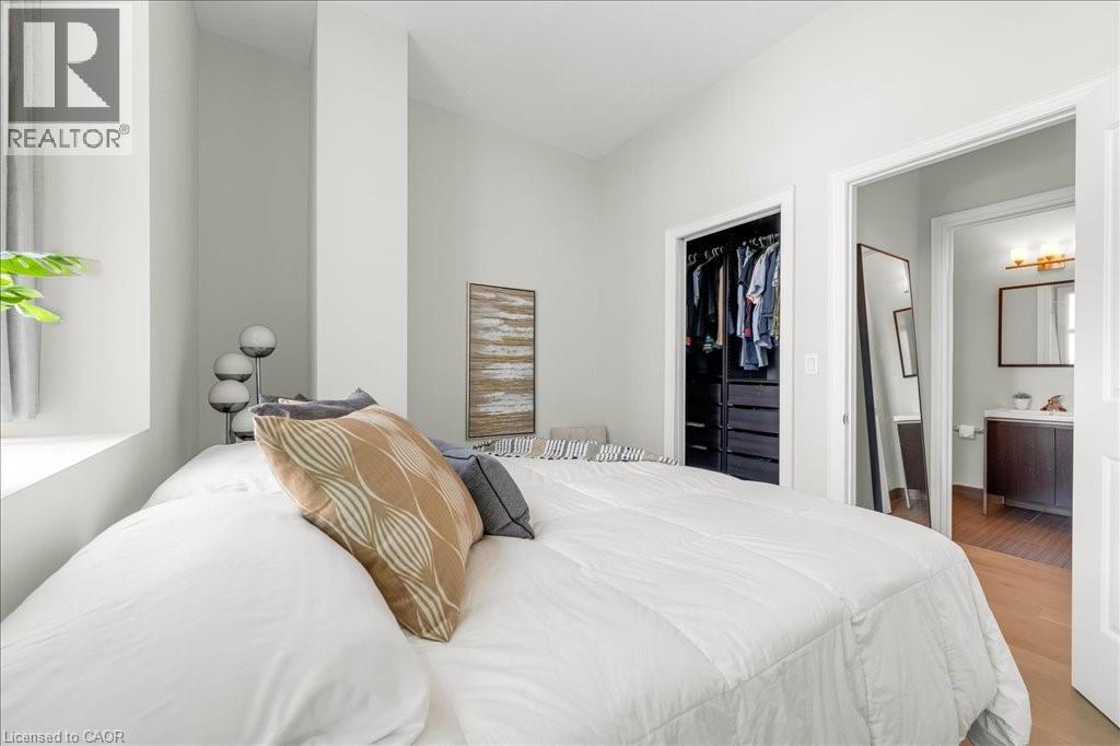 Photo 18 of 50 Murray Street W Unit 301, Hamilton ON
