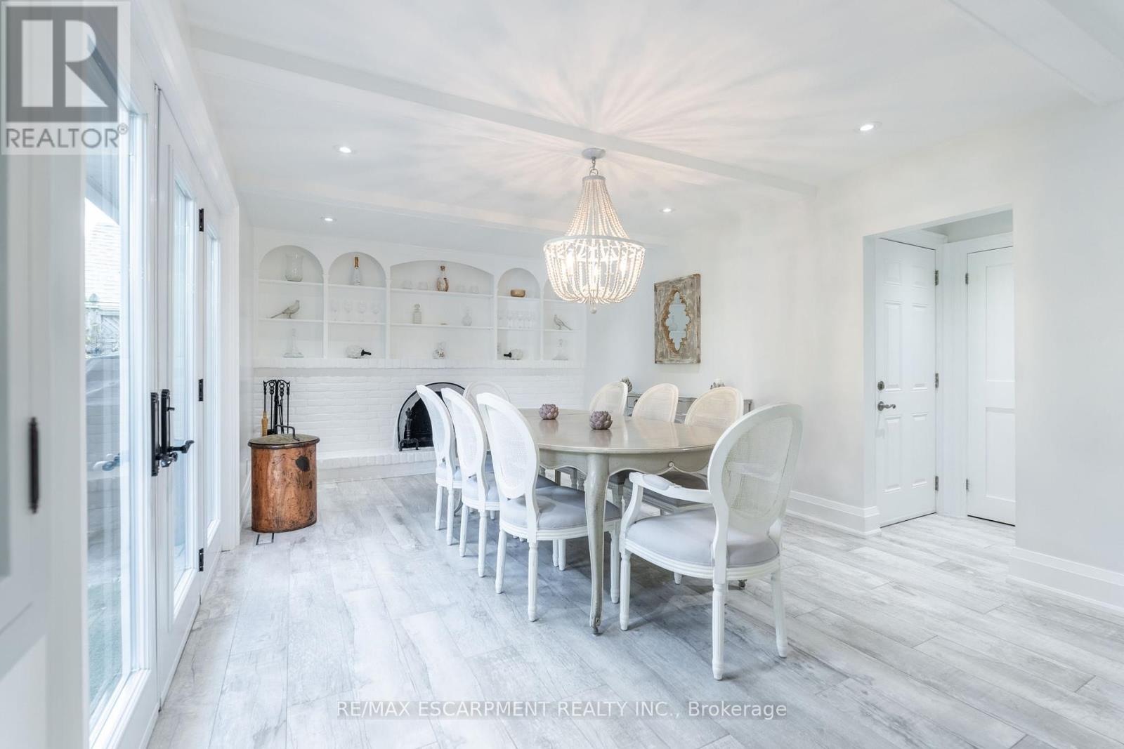 Photo 1 of 4195 Spruce Avenue, Burlington ON