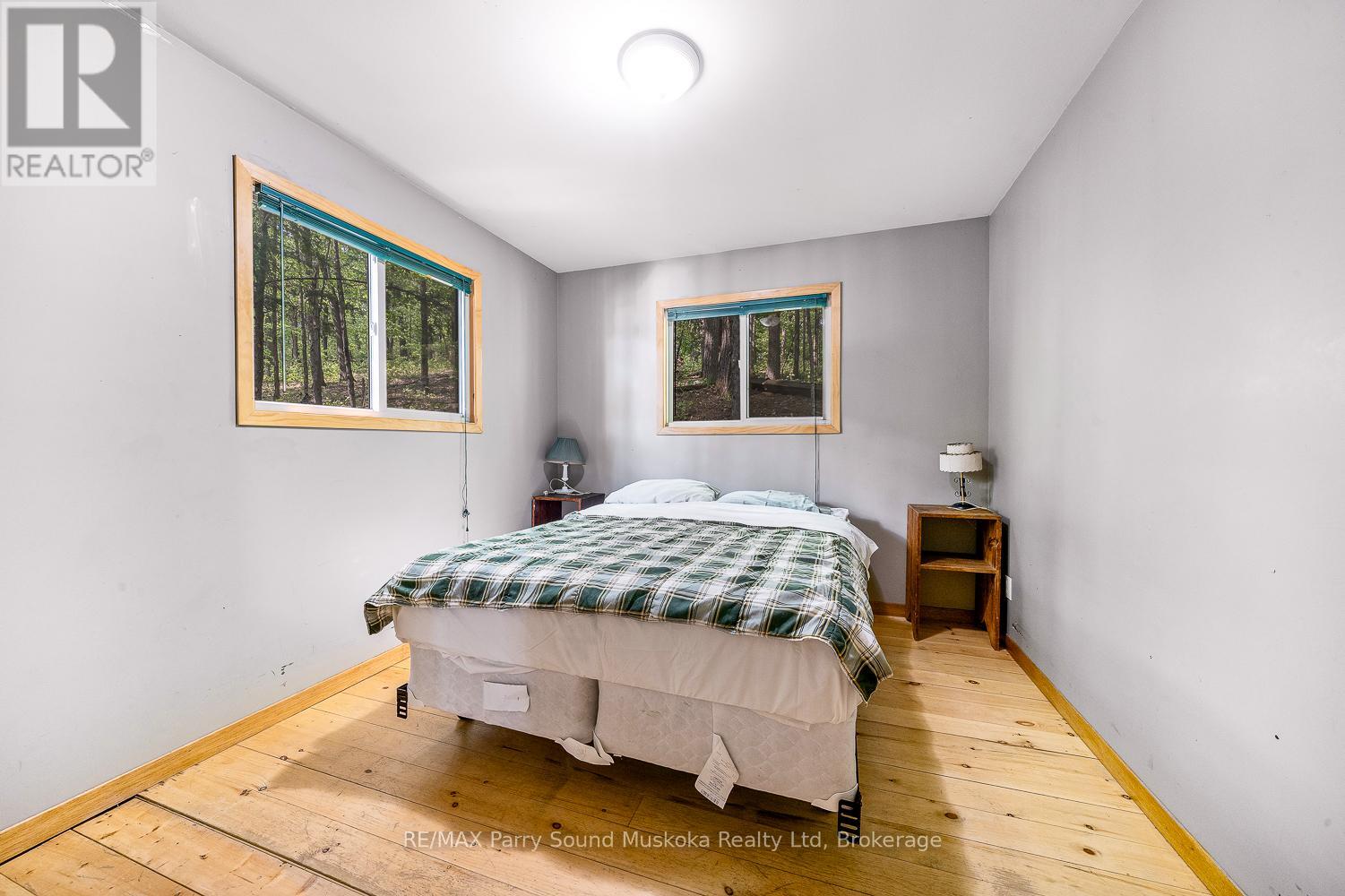 Photo 33 of 40 Jack And Vernas Lane, Magnetawan ON
