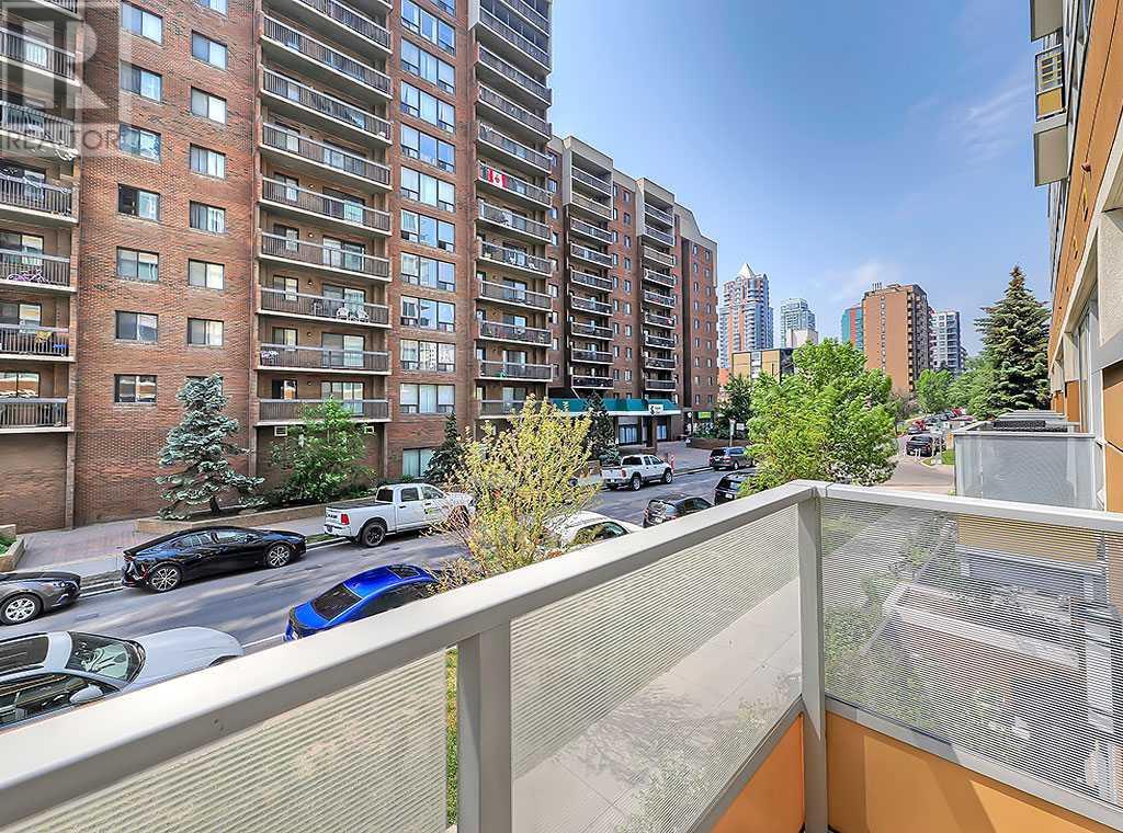 Single Family House for Sale in    Avenue SW Beltline Calgary 