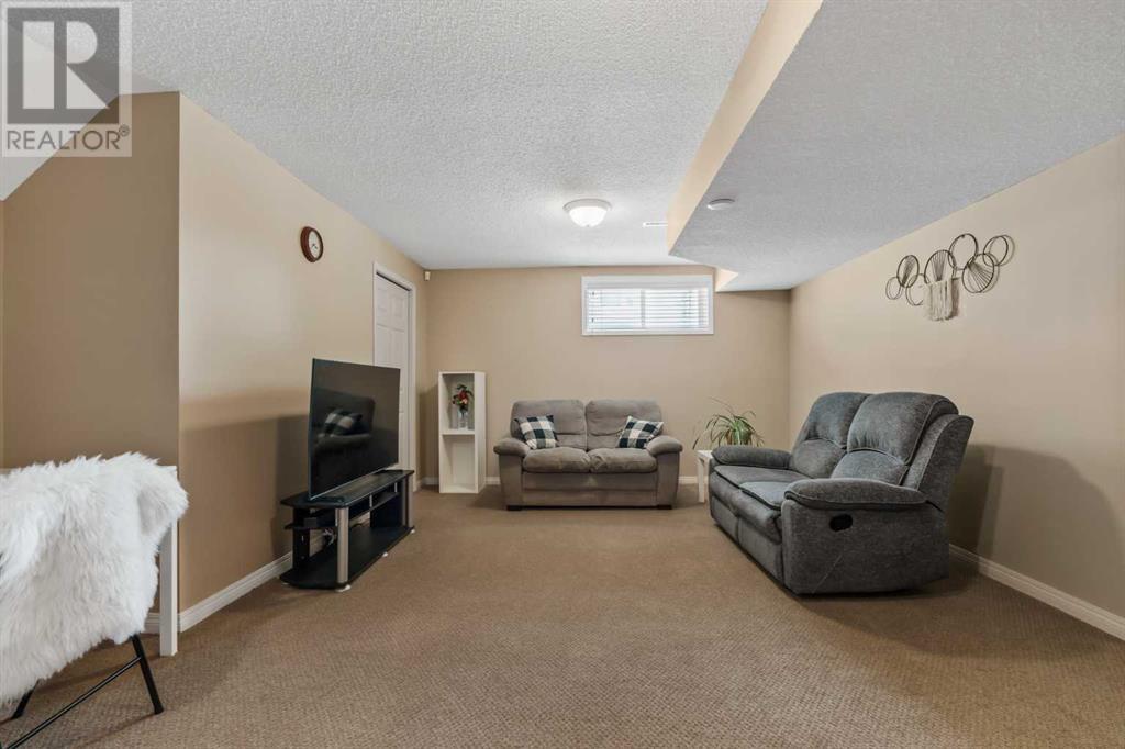 Single Family House for Sale in  Citadel Lane NW Citadel Calgary 