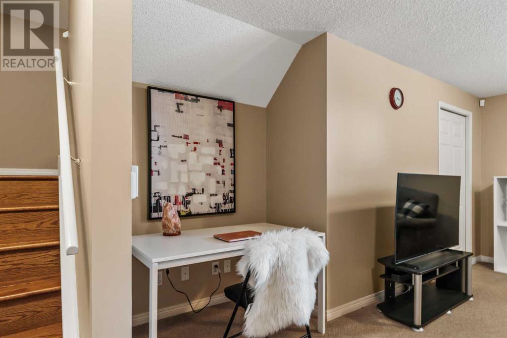 Single Family House for Sale in  Citadel Lane NW Citadel Calgary 