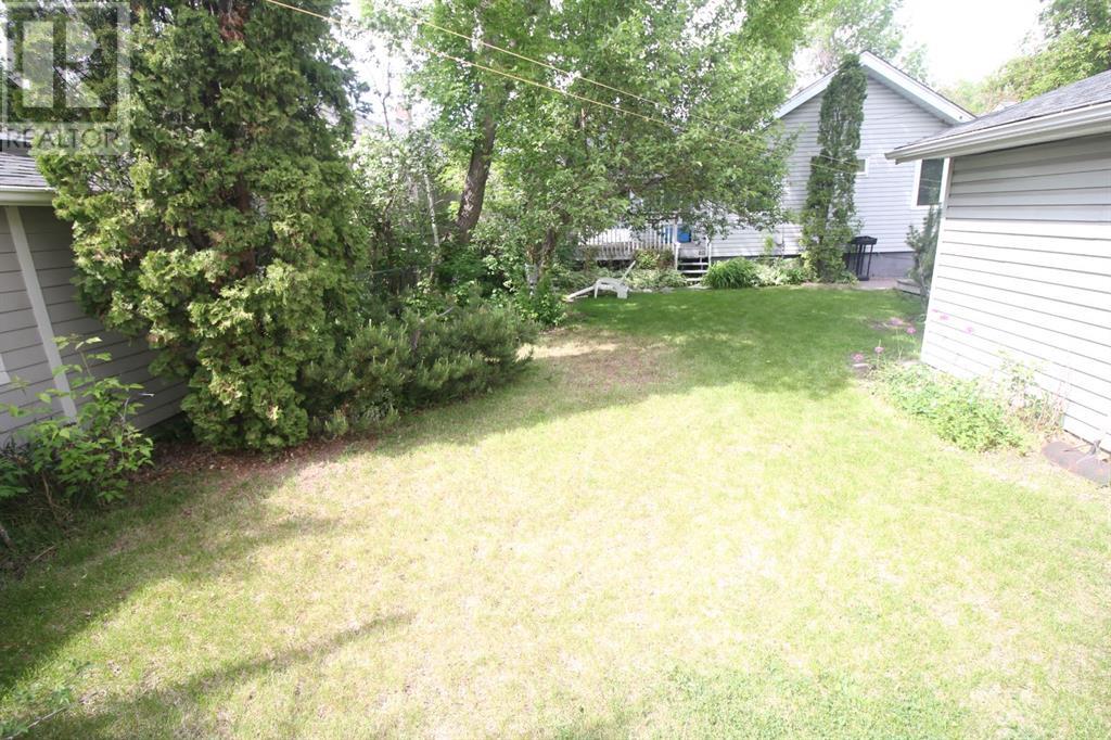 Single Family House Bungalow for Sale in   Avenue NW Crescent Heights Calgary 
