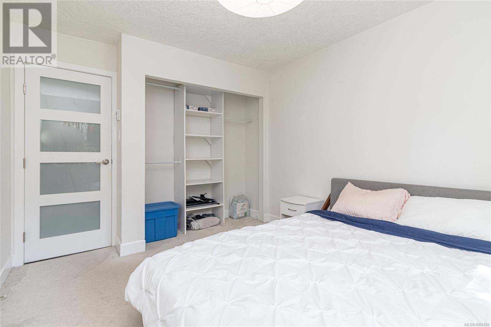 #101 1792 ROCKLAND AVE - Image 16