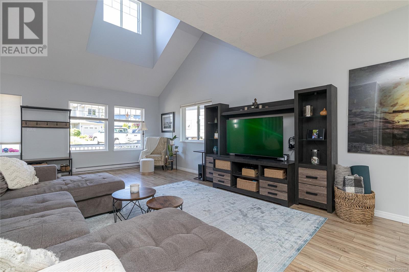 Photo 12 of 120 Thetis Vale Cres, View Royal BC