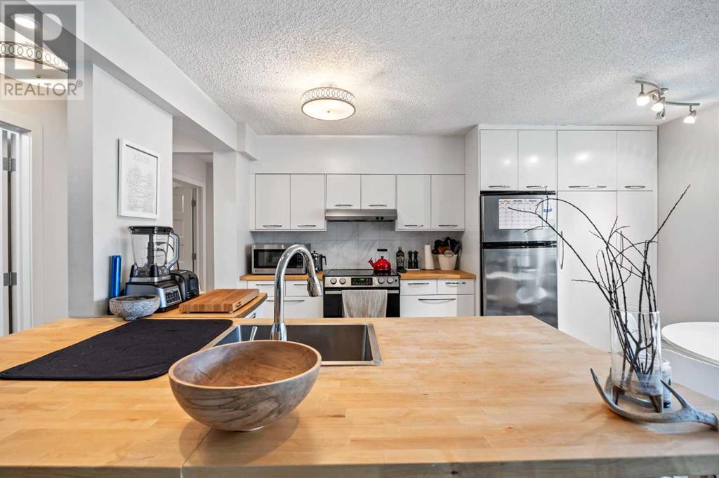 Single Family House for Sale in    Avenue SW Beltline Calgary 
