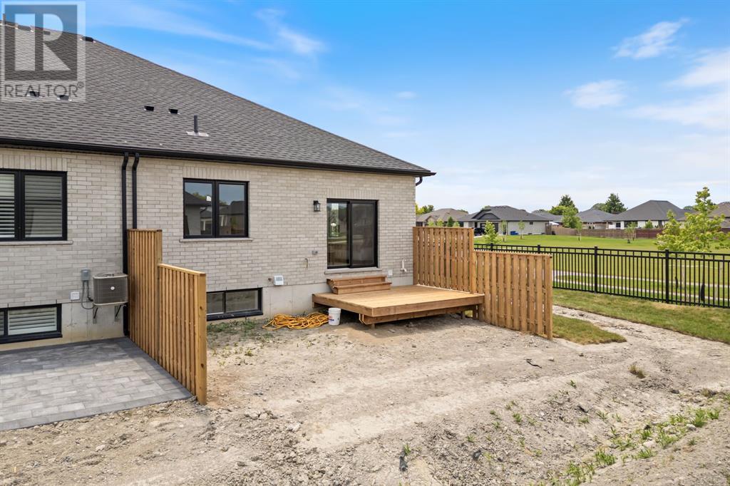 Photo 37 of 525 Anise Lane, Sarnia ON