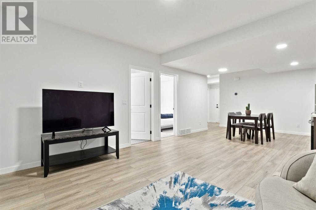 Single Family House for Sale in  Magnolia Crescent SE Mahogany Calgary 