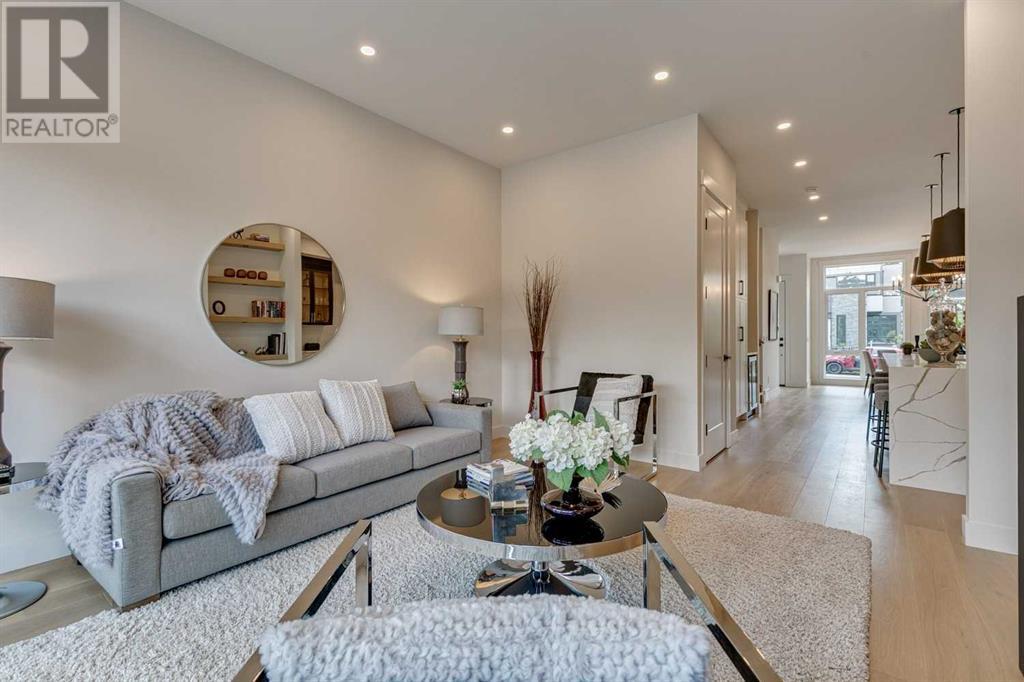 Single Family House for Sale in   Avenue NW Crescent Heights Calgary 