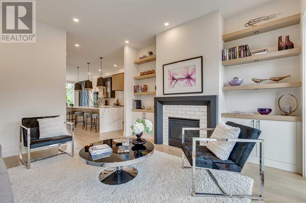Single Family House for Sale in   Avenue NW Crescent Heights Calgary 