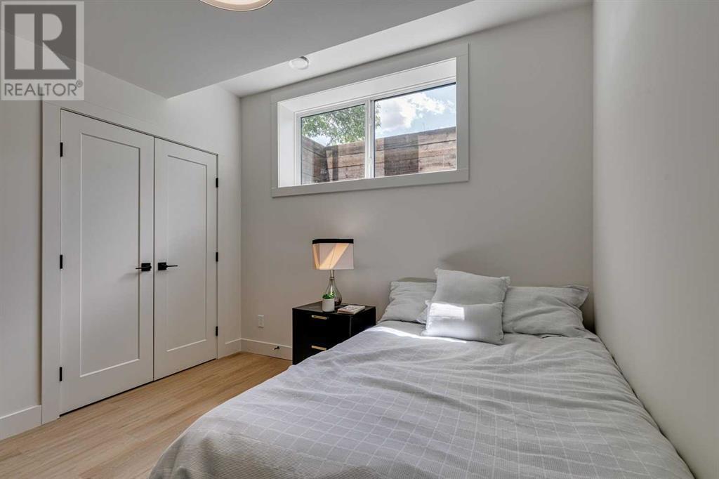 Single Family House for Sale in   Avenue NW Crescent Heights Calgary 