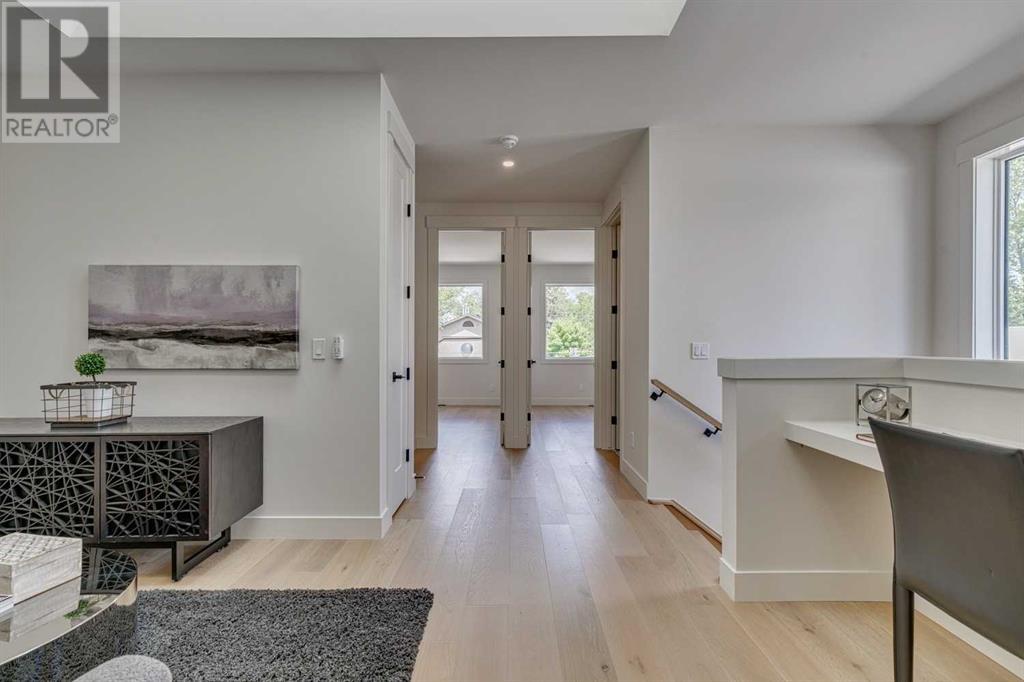 Single Family House for Sale in   Avenue NW Crescent Heights Calgary 