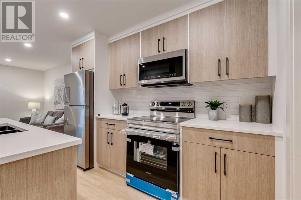 Single Family House for Sale in   Avenue NW Crescent Heights Calgary 