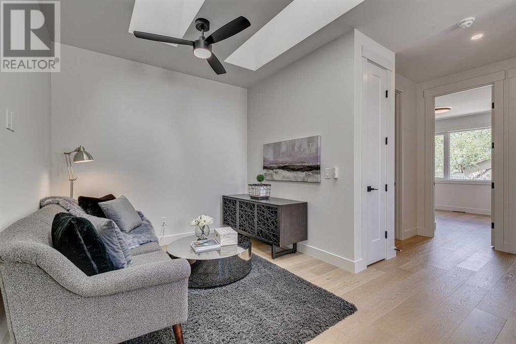 Single Family House for Sale in   Avenue NW Crescent Heights Calgary 