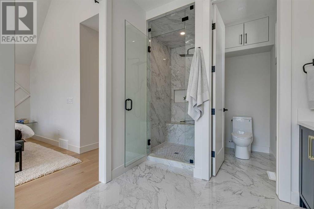 Single Family House for Sale in   Avenue NW Crescent Heights Calgary 