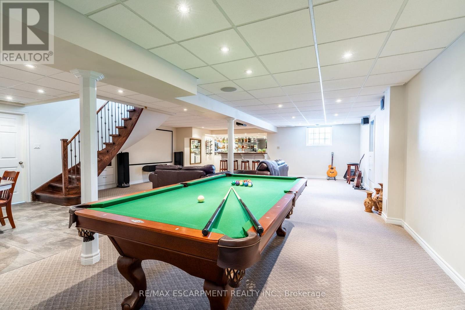 Photo 41 of 2049 Country Club Drive, Burlington ON