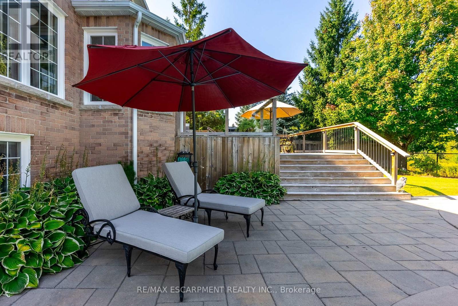 Photo 26 of 2049 Country Club Drive, Burlington ON